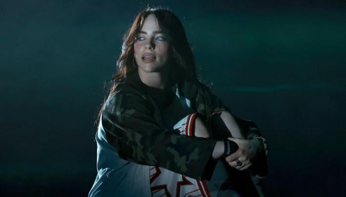 Billie Eilish runs secret fan accounts on X?