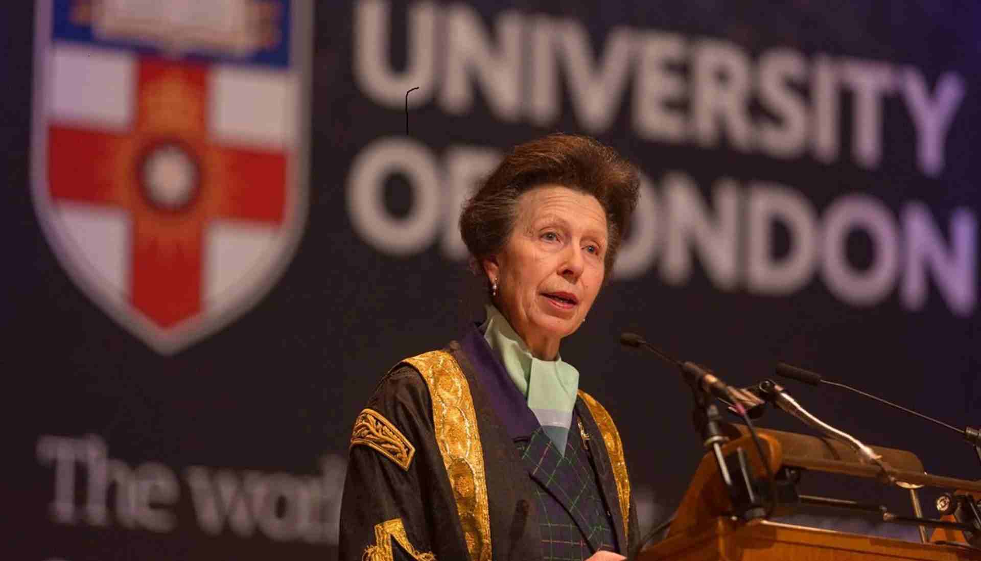 Princess Anne gives honorary degrees at University of London