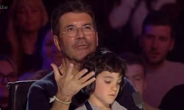 'American Idol' judge Simon Cowell justifies his evaluation 