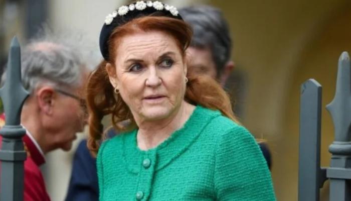 Sarah Ferguson could throw royals under the bus for financial survival: expert