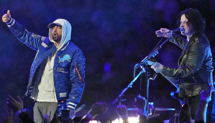 Eminem, Jack White deliver high powered Thanksgiving NFL performance