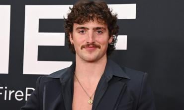 Benson Boone makes smug comment for non-supporters