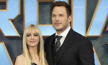 Chris Pratt, Anna Faris prove love conquers all: Reunited for son