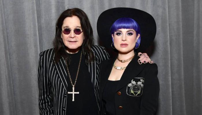Kelly Osbourne pays tribute to Ozzy in Christmas decoration video