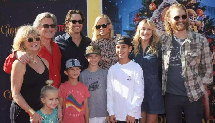 Oliver Hudson reveals his ritual Christmas duties in family