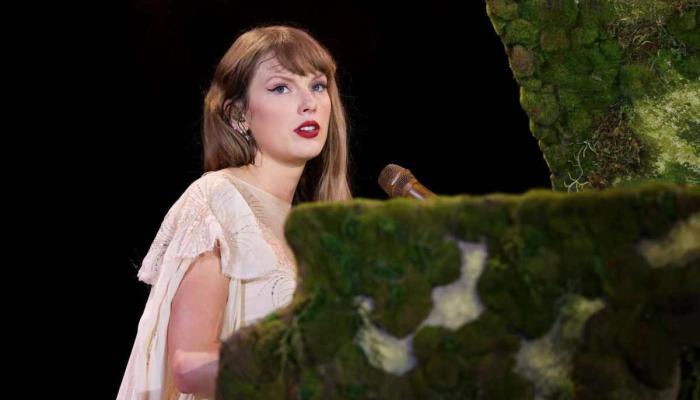 Taylor Swift ‘shadow banned’ on social media?
