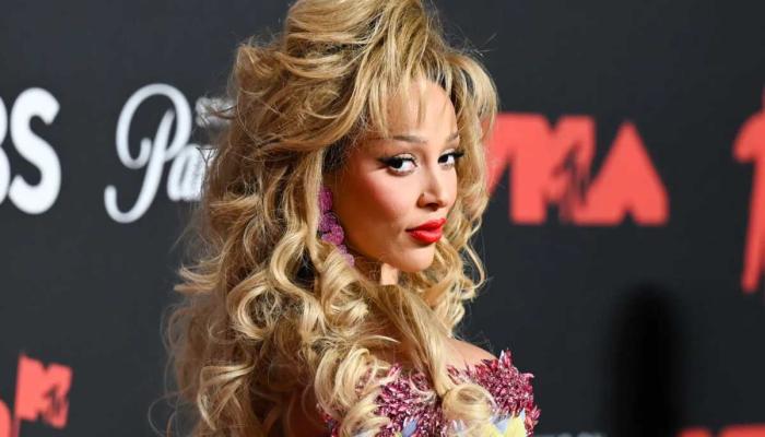 Doja Cat sparks fan frenzy with one word