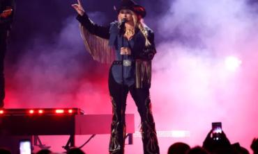 Academy of Country Music Awards land back in Vegas for a-list night