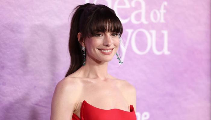 Anne Hathaway boasts busy schedule for new year