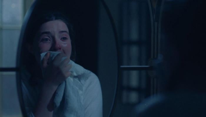 Lucy Halliday as Daisy