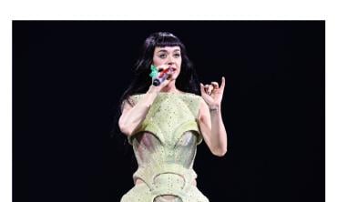 Katy Perry ends 'Lifetimes Tour' with touching, tearful moment