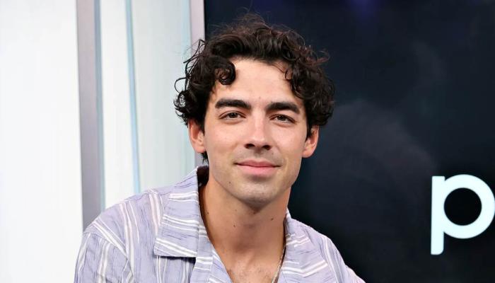 Joe Jonas update fans about hilarious car incident