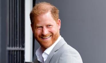 Prince Harry mocks royal family chaos with new 'Downton Abbey' comparison