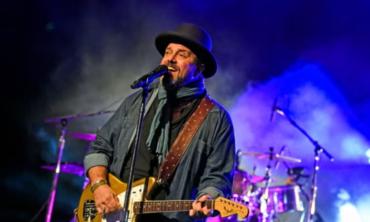 Raul Malo, Grammy-winning American singer, dies at 60