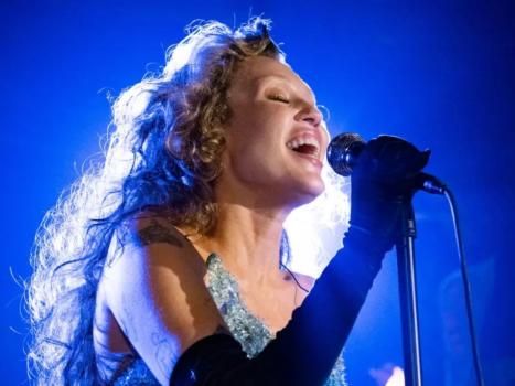 Miley Cyrus releases new music video of 'Dream as One'