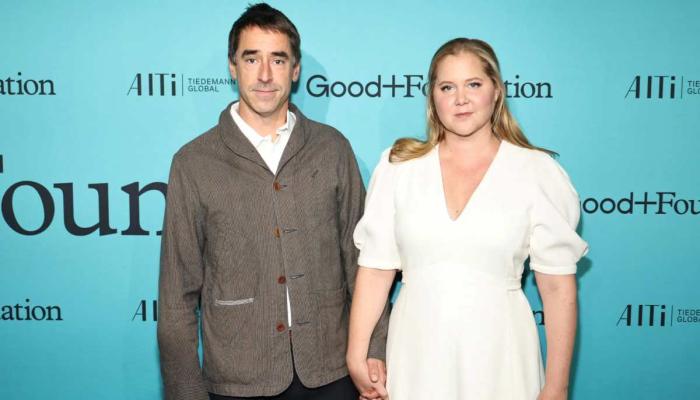 Amy Schumer sets record straight about divorce