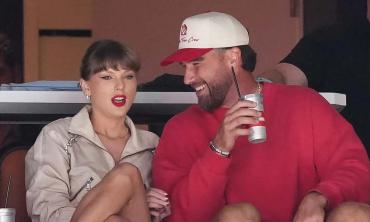 Taylor Swift 'considers' Travis Kelce her lifeline ahead of performance
