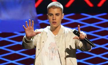 Justin Bieber goes viral for live performance after Kendall Jenner drama