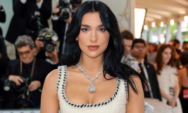 Dua Lipa chooses unusual spot for physical activity