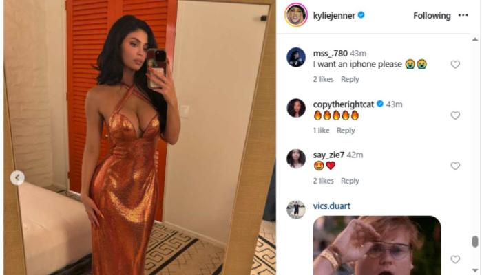 Kylie Jenner promotes Timothees Marty Supreme with signature move