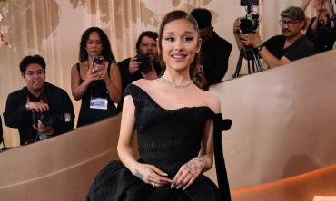 Ariana Grande sparks fan frenzy with Golden Globes appearance
