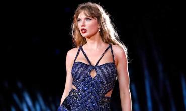 What made Taylor Swift change her phone number?