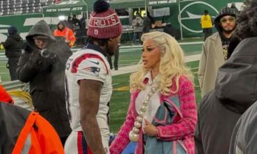 Cardi B, Stefon Diggs get cosy ahead of Super Bowl, Bad Bunny halftime