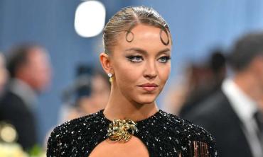 Sydney Sweeney sends fans wild as NFL star makes bold move