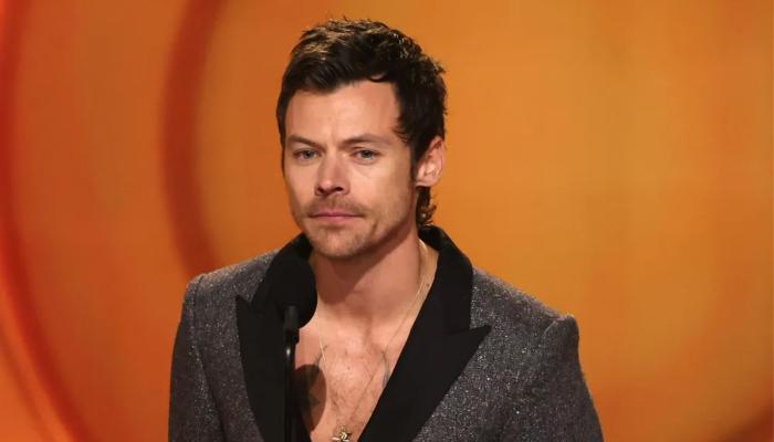 Harry Styles fans endure long waits for Manchester show