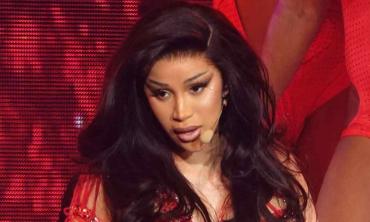 Cardi B serves 'Drama class' look at tour promo amid fall onstage