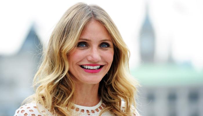 Cameron Diaz debuts glam blonde makeover for new film