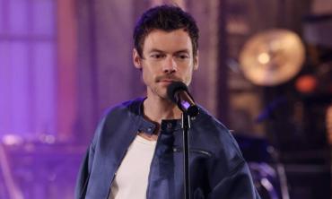 Harry Styles fires back at stalker, says 'i'll hit you'