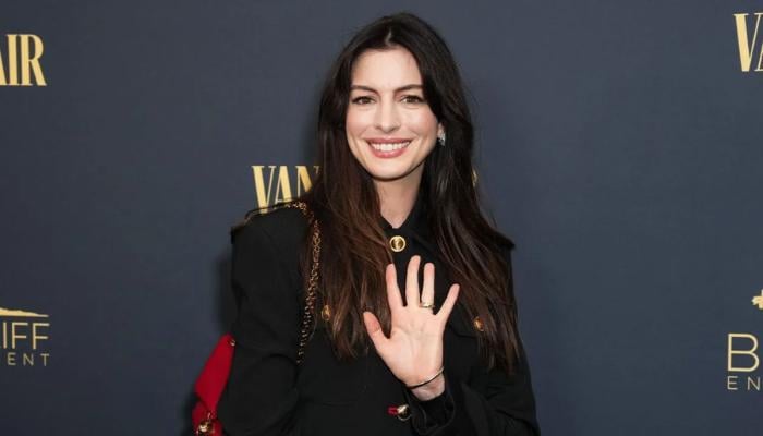 Anne Hathaway reflects on her body image and anxiety