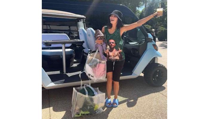 Kylie Jenner turns Coachella into Justin Bieber tribute with bold shirt