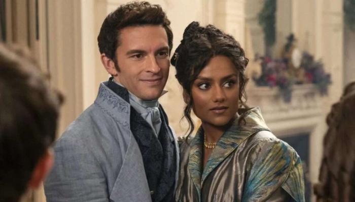 Simone Ashley and Jonathan Bailey