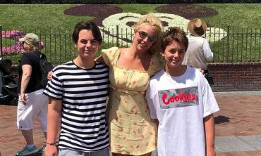 Britney Spears’ sons’ recent move raises concerns among her well-wishers