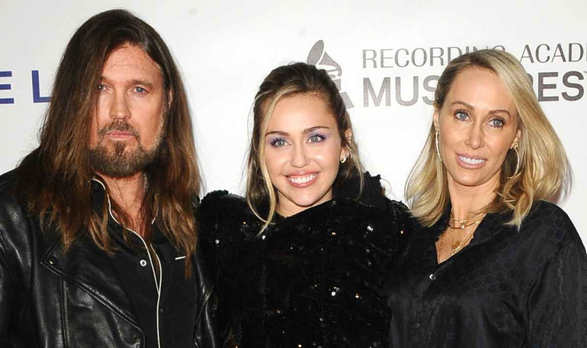 Miley Cyrus with dad Billy Ray Cyrus and mother Tish Cyrus