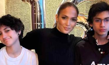 Jennifer Lopez enrages fans with twins scholarship announcement