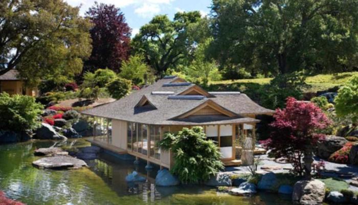 Inside Larry Ellison’s luxury real estate portfolio