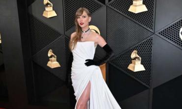 Taylor Swift becomes proud bride-to-be amid gushing 'Love Story'