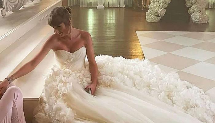 Taylor Swift and Travis Kelce chose to wear Dior Haute Couture for wedding ceremony