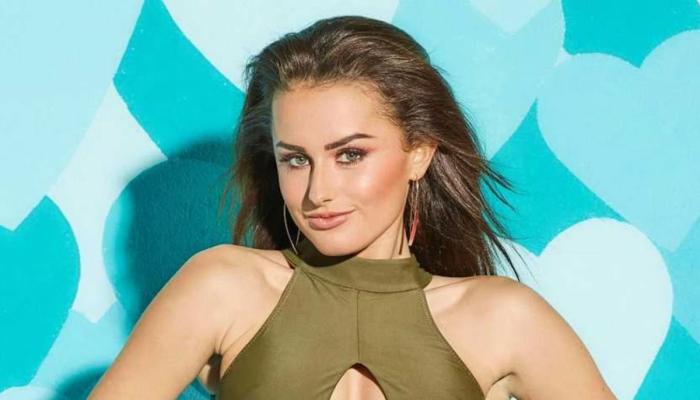Amber Davies calls for theatregoer to be removed: Report