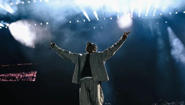 Jay-Z reacts to unforgettable onstage moment with daughter Blue Ivy